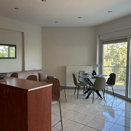 Chios Town Apartment - Heart Of Chios Town With 2 Minute Walk To The Beach Екстер'єр фото